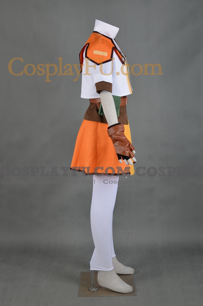 Estelle-Cosplay-from-The-Legend-of-Heroes-Trails-in-the-Sky-1-3.jpg